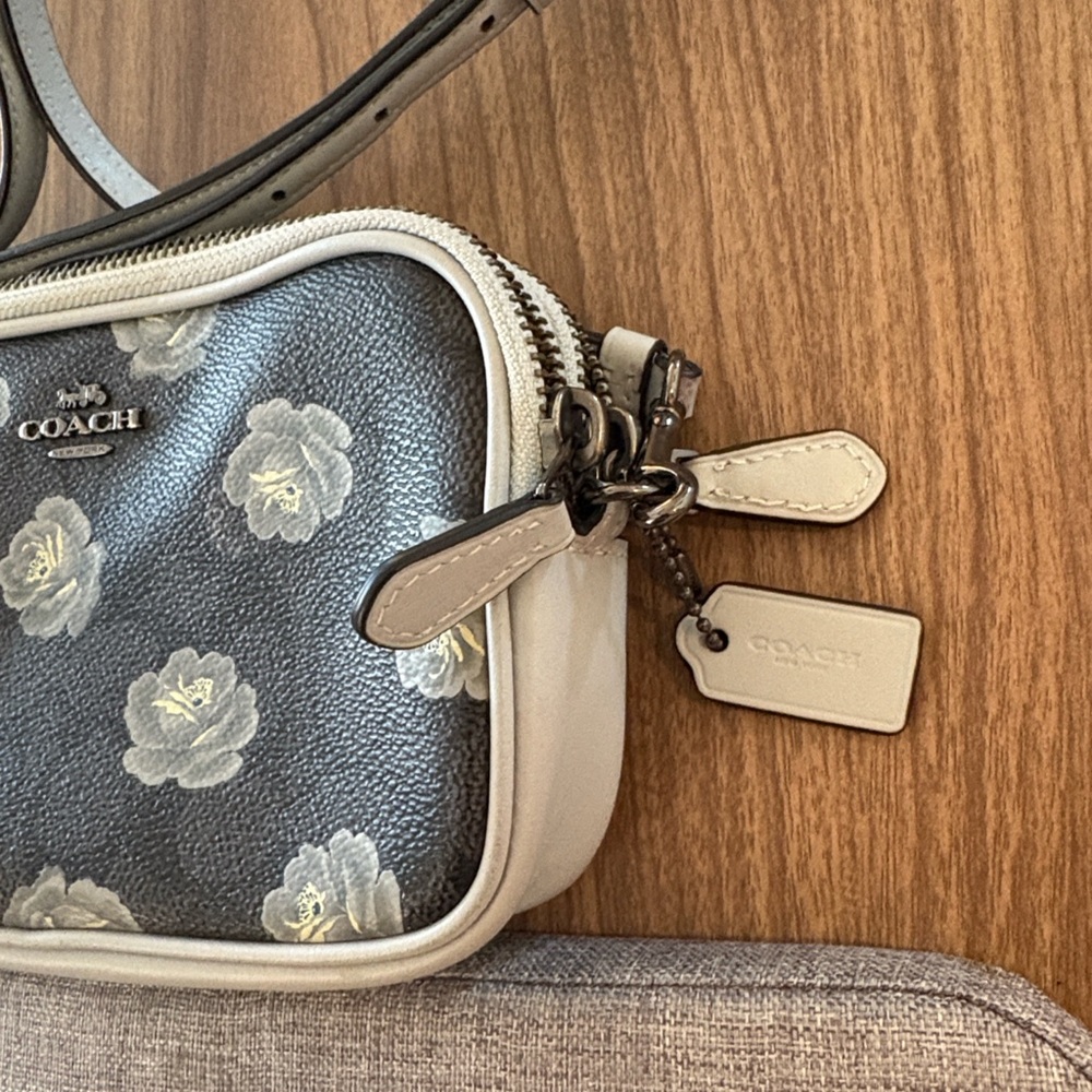 EUC Coach Black Leather Crossbody with Light Blue Floral Print - Picture 3 of 12
